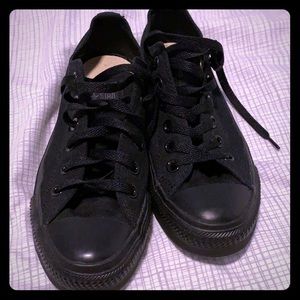 Chuck Taylor black sneakers men’s sz 5 women’s sz7